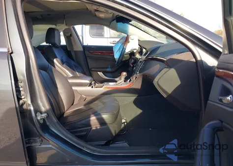 2011 Cadillac Cts Luxury z USA, uszkodzony, nr VIN 1G6DG8EY6B0110647